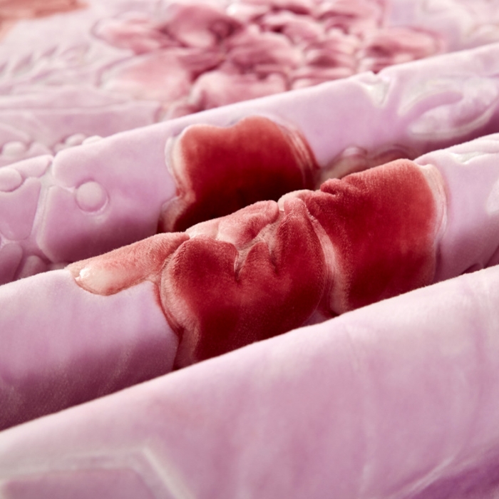 91家纺网 家纺一手货源 找家纺 尚品绵羊毛毯 2025新品美丽印象系列毛毯浅紫色