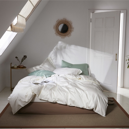 91家纺网 家纺一手货源 找家纺 （总）秀色 2019新款60S贡缎长绒棉纯色四件套