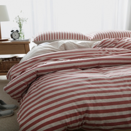 91家纺网 家纺一手货源 找家纺 尚品本色 2022新款尚品本色针织棉四件套 床单款 中红条纹