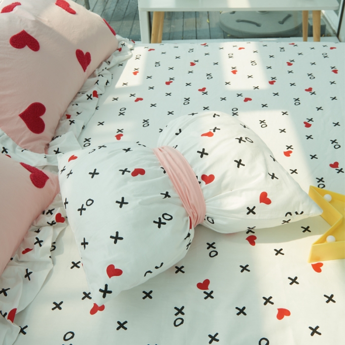 91家纺网 家纺一手货源 找家纺 淑女公社 毛巾绣水洗棉四件套床裙款 遇见-甜心粉