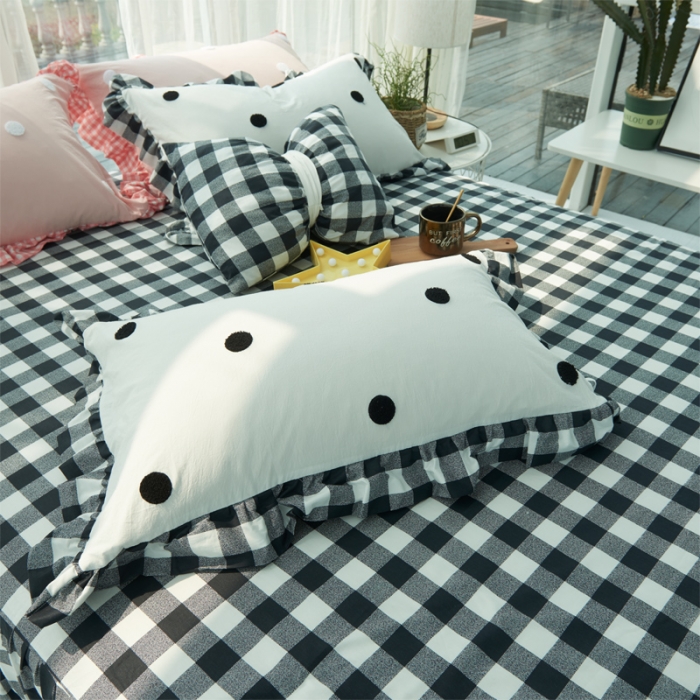 91家纺网 家纺一手货源 找家纺 淑女公社 毛巾绣水洗棉四件套床裙款 遇见-圆点黑白格