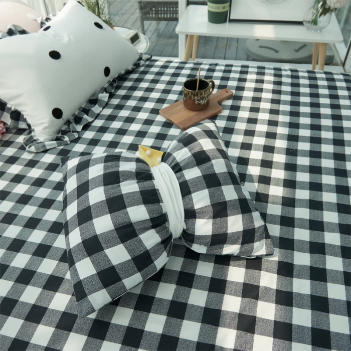 91家纺网 家纺一手货源 找家纺 淑女公社 毛巾绣水洗棉四件套床裙款 遇见-圆点黑白格