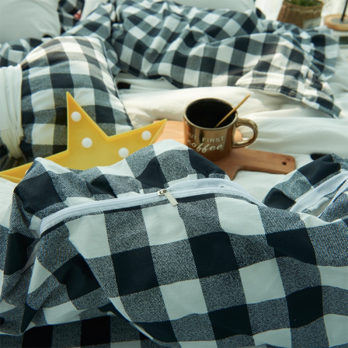 91家纺网 家纺一手货源 找家纺 淑女公社 毛巾绣水洗棉四件套床裙款 遇见-圆点黑白格