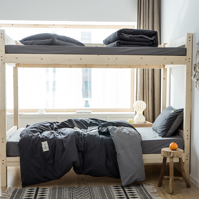 91家纺网 家纺一手货源 找家纺 蓝巢家纺 全棉水洗棉学生季三件套 深灰浅灰