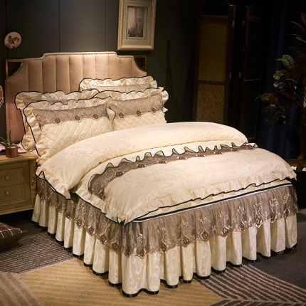 91家纺网 家纺一手货源 找家纺 网红馆 2025天鹅绒皇家风范拉链款床裙四件套 米白