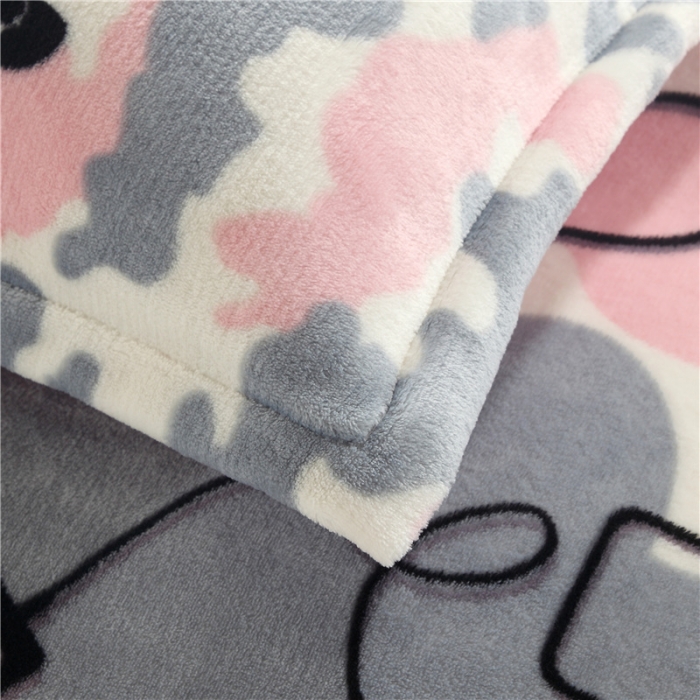 91家纺网 家纺一手货源 找家纺 佰亿莱 大版法莱绒四件套 迷彩情怀