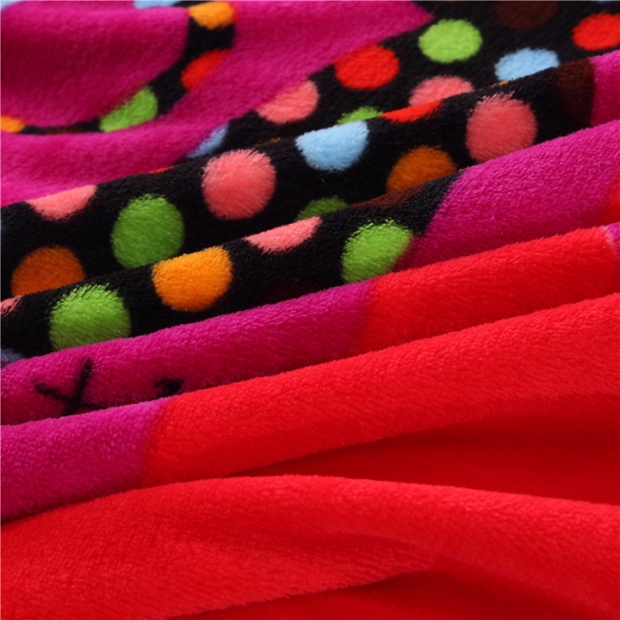 91家纺网 家纺一手货源 找家纺 佰亿莱 大版法莱绒四件套 长相依