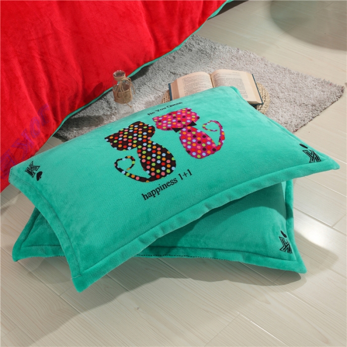 91家纺网 家纺一手货源 找家纺 佰亿莱 大版法莱绒四件套 长相依