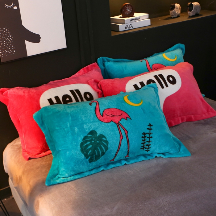 91家纺网 家纺一手货源 找家纺 佰亿莱 大版法莱绒四件套 匆匆那年