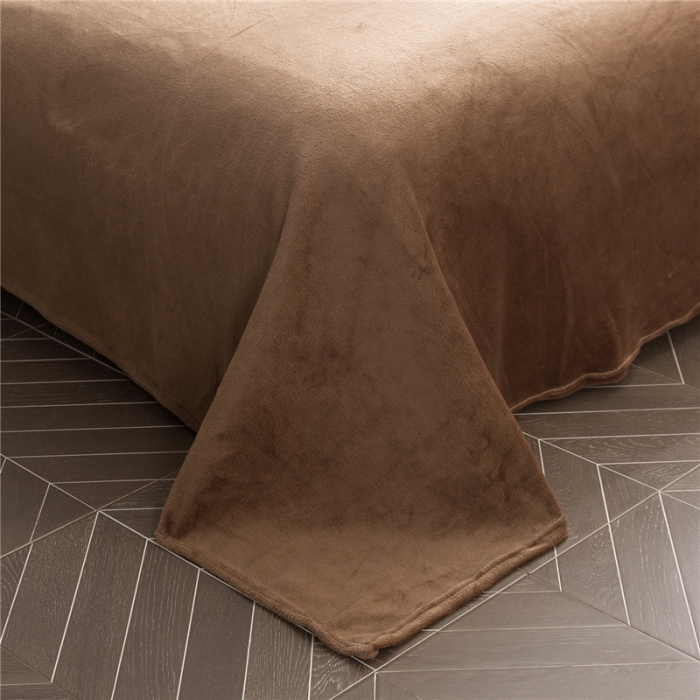 91家纺网 家纺一手货源 找家纺 佰亿莱 大版法莱绒四件套 鹿先生