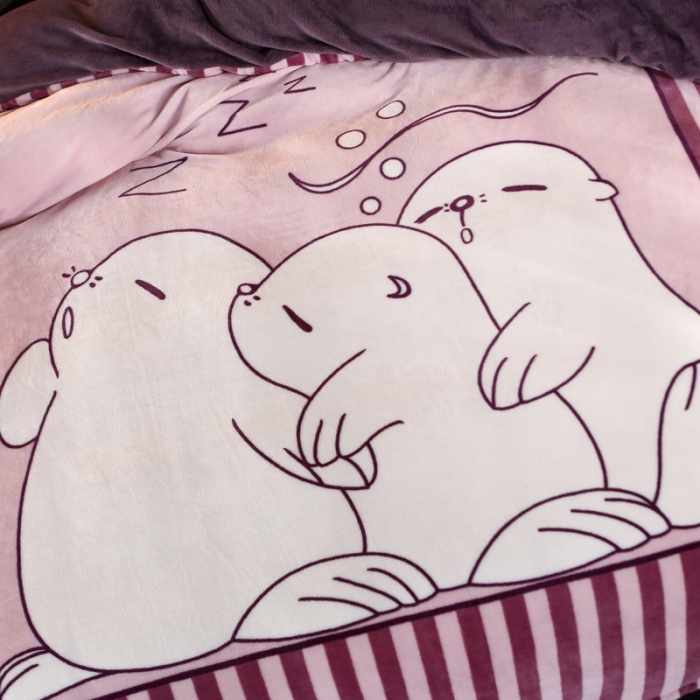 91家纺网 家纺一手货源 找家纺 佰亿莱 大版法莱绒四件套 萌宠