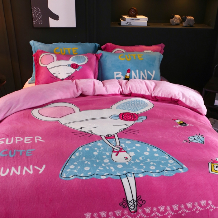 91家纺网 家纺一手货源 找家纺 佰亿莱 大版法莱绒四件套 鼠美人