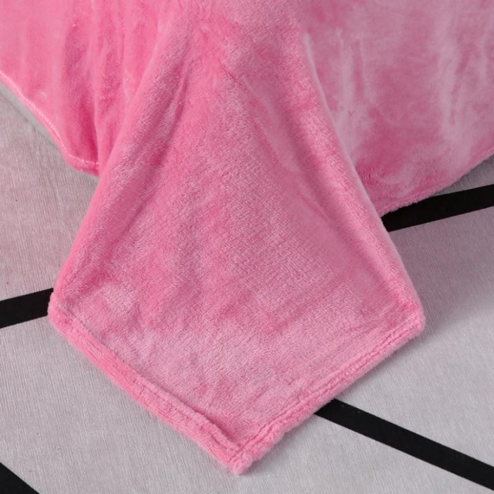 91家纺网 家纺一手货源 找家纺 佰亿莱 大版法莱绒四件套 鼠美人