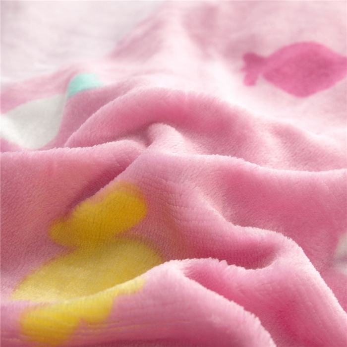 91家纺网 家纺一手货源 找家纺 佰亿莱 大版法莱绒四件套 甜蜜色彩