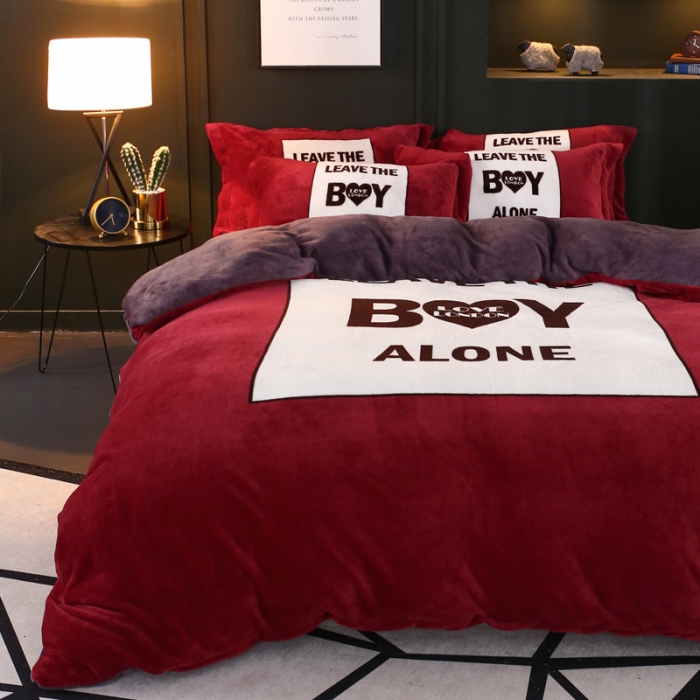 91家纺网 家纺一手货源 找家纺 佰亿莱 大版法莱绒四件套 维纳斯