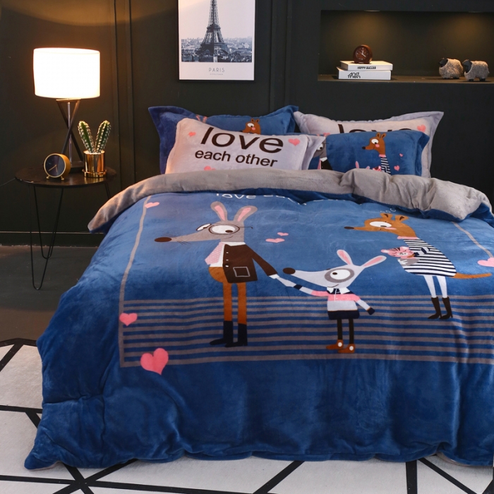 91家纺网 家纺一手货源 找家纺 佰亿莱 大版法莱绒四件套 幸福一家