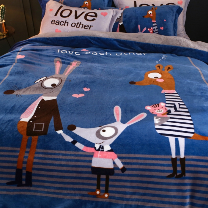 91家纺网 家纺一手货源 找家纺 佰亿莱 大版法莱绒四件套 幸福一家