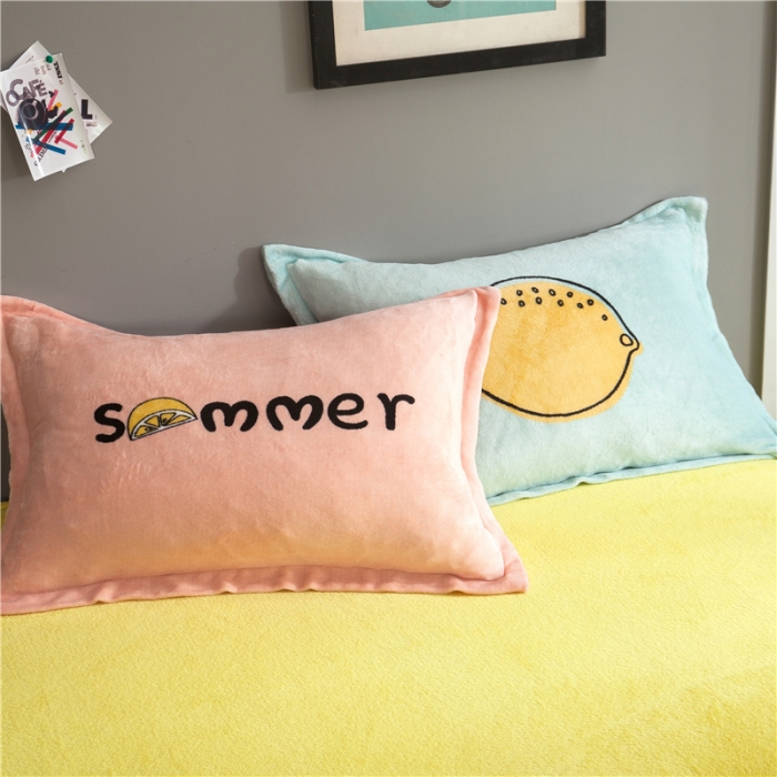 91家纺网 家纺一手货源 找家纺 佰亿莱 大版法莱绒四件套 阳光夏日