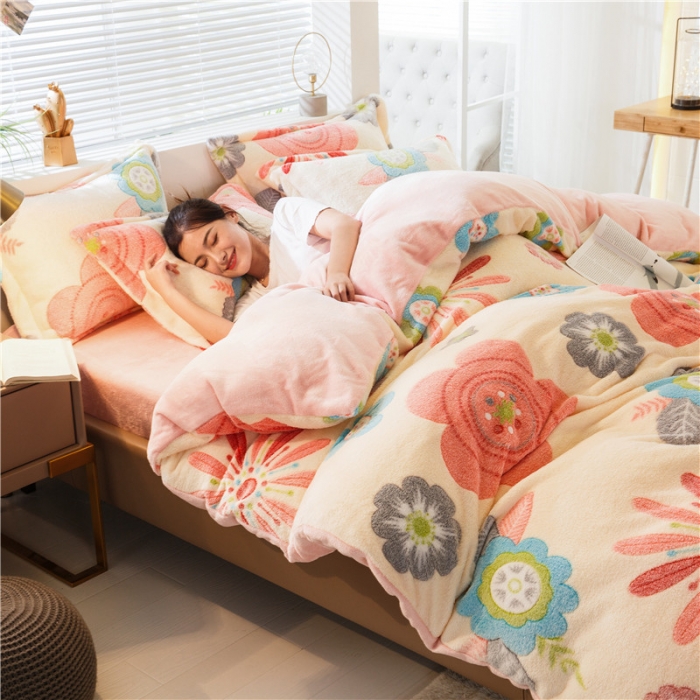 91家纺网 家纺一手货源 找家纺 佰亿莱 雪花绒四件套 爱丽丝