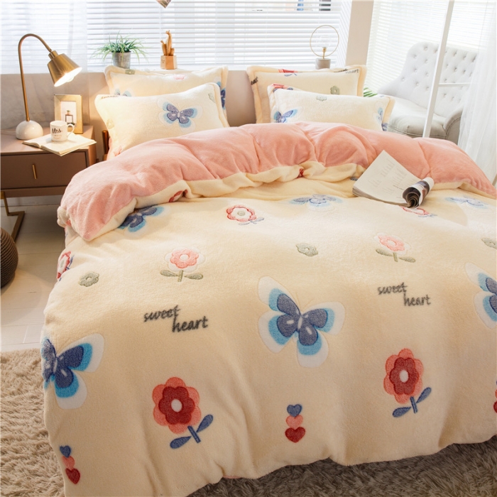 91家纺网 家纺一手货源 找家纺 佰亿莱 雪花绒四件套 彩蝶