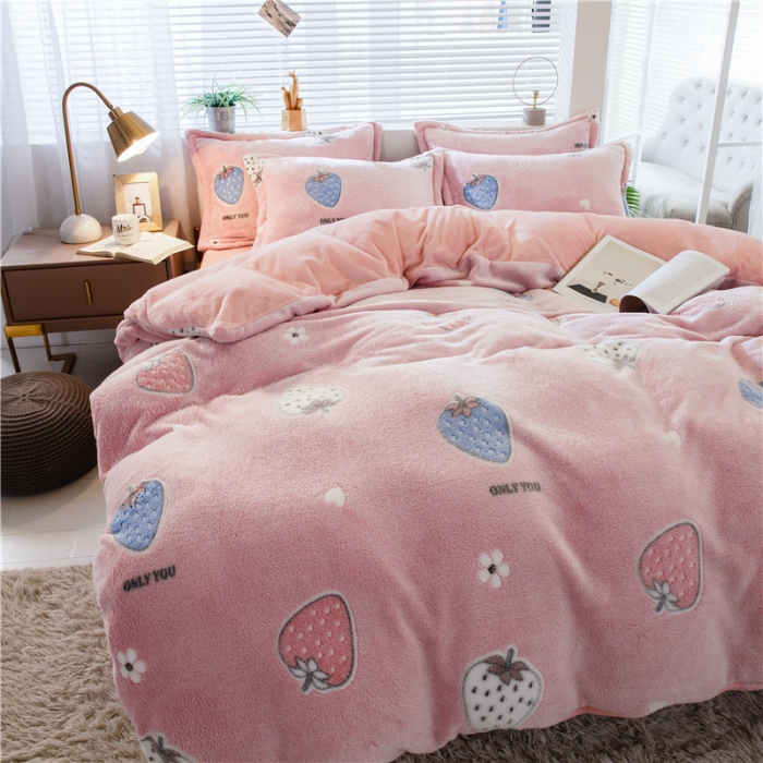 91家纺网 家纺一手货源 找家纺 佰亿莱 雪花绒四件套 草莓世界