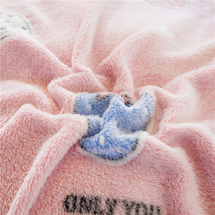 91家纺网 家纺一手货源 找家纺 佰亿莱 雪花绒四件套 草莓世界