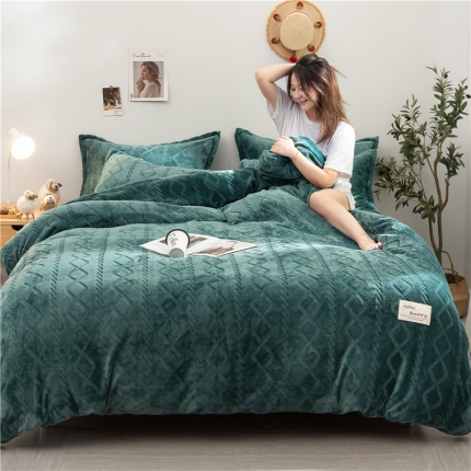 91家纺网 家纺一手货源 找家纺 佰亿莱 2024新款保暖牛奶绒四件套 格调墨绿牛奶绒