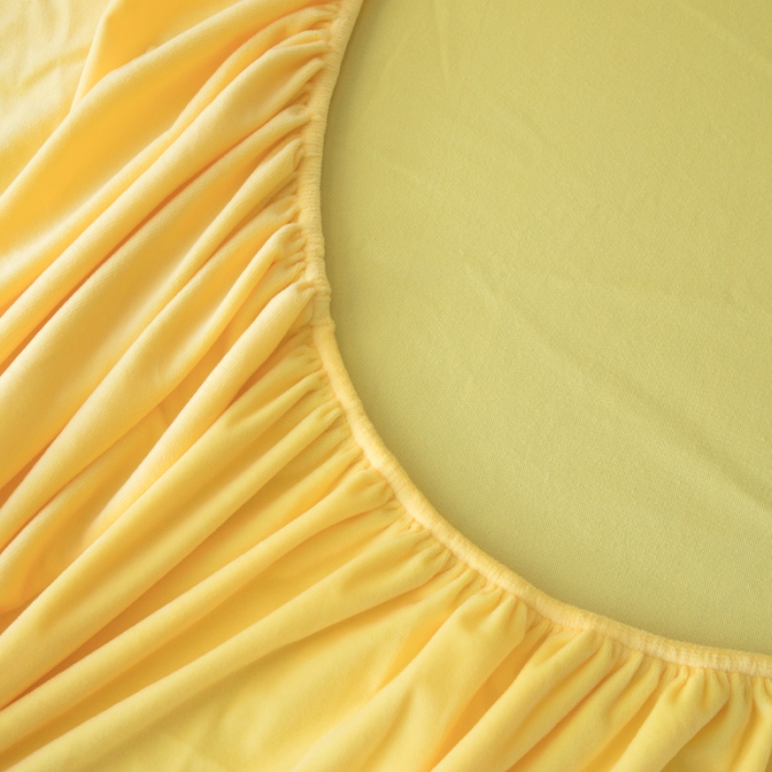 91家纺网 家纺一手货源 找家纺 怡家居 2018新款水晶绒加厚保暖单品床笠 黄色