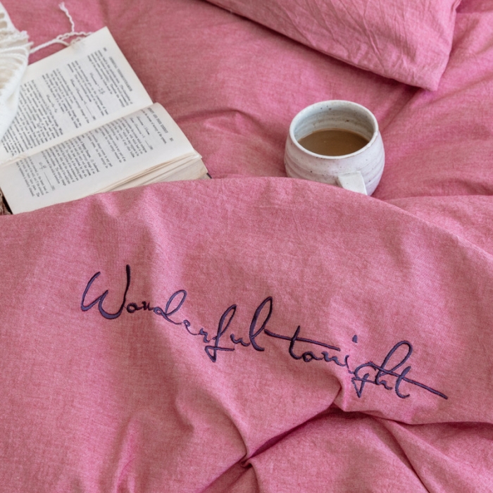 91家纺网 家纺一手货源 找家纺 怡家居 2019纯棉色织水洗刺绣简约款四件套床单款 豆沙