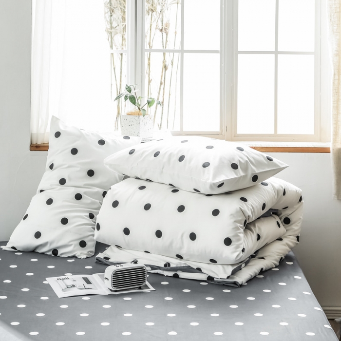 91家纺网 家纺一手货源 找家纺 怡家居 2019全棉斜纹印花小清新四件套 模拍图 波点