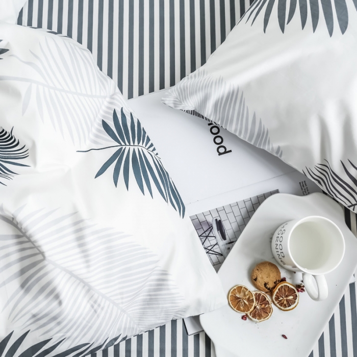 91家纺网 家纺一手货源 找家纺 怡家居 2019全棉斜纹印花小清新四件套 模拍图 羽叶