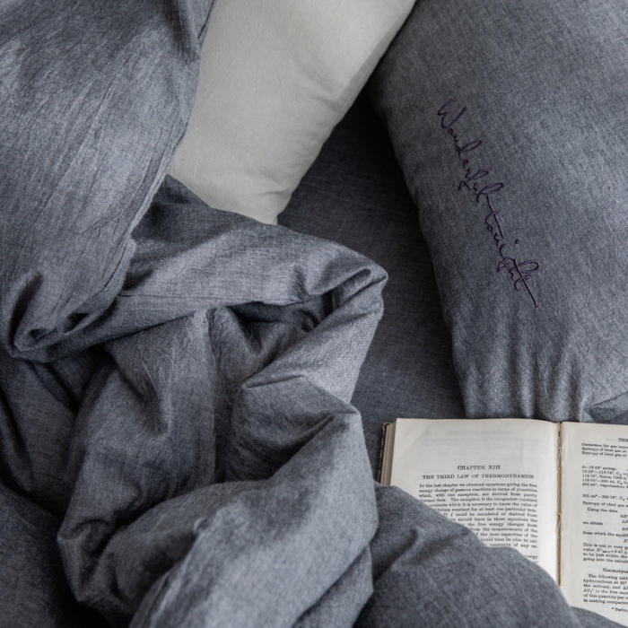 91家纺网 家纺一手货源 找家纺 怡家居 2019纯棉色织水洗刺绣简约款四件套床单款 深灰