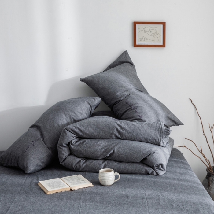 91家纺网 家纺一手货源 找家纺 怡家居 2019纯棉色织水洗刺绣简约款四件套床单款 深灰