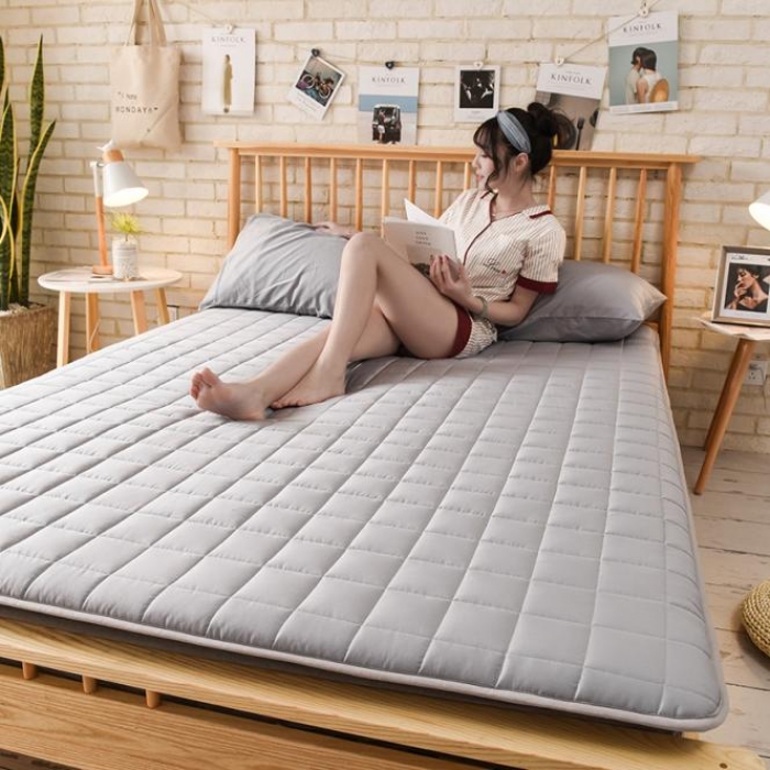 91家纺网 家纺一手货源 找家纺 寐珂家纺 2025新款全棉床垫 灰色