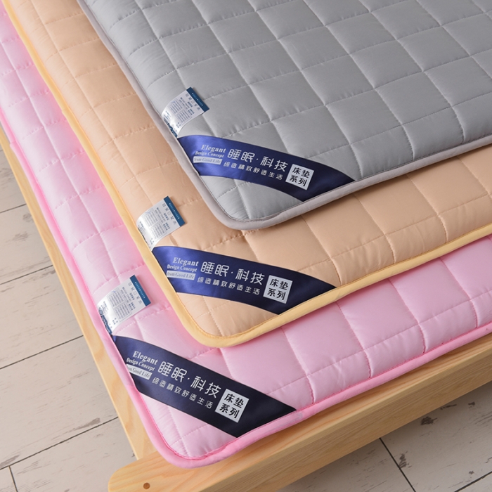 91家纺网 家纺一手货源 找家纺 寐珂家纺 2025新款全棉床垫 浅灰