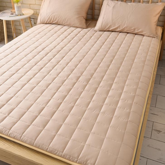 91家纺网 家纺一手货源 找家纺 寐珂家纺 2025新款全棉床垫 驼色