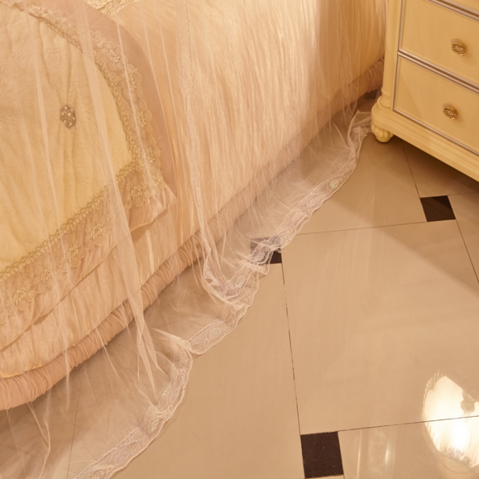 91家纺网 家纺一手货源 找家纺 迪凡保罗 A09不锈钢弧形伸缩蚊帐白色