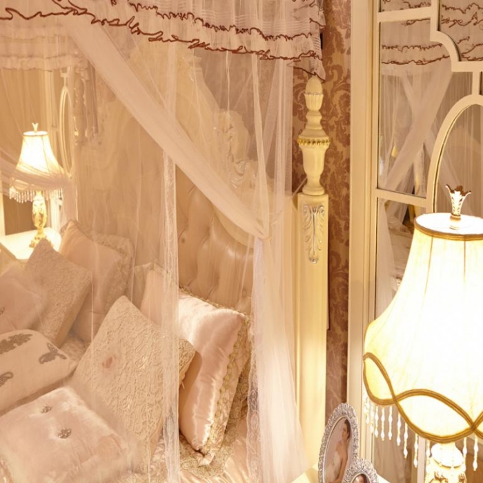 91家纺网 家纺一手货源 找家纺 迪凡保罗 A09不锈钢弧形伸缩蚊帐白色