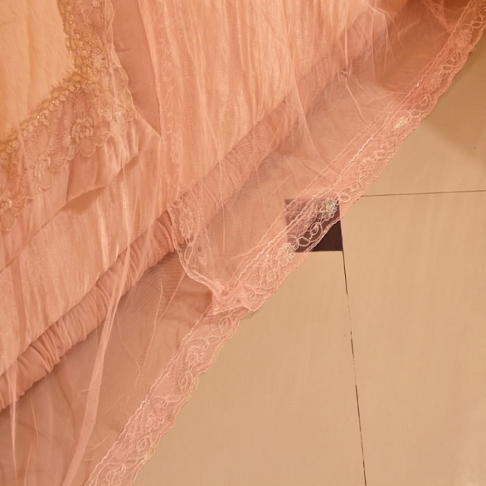 91家纺网 家纺一手货源 找家纺 迪凡保罗 A09不锈钢弧形伸缩蚊帐玉色