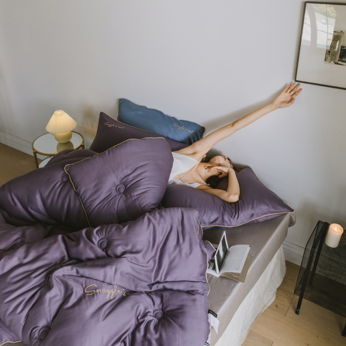 91家纺网 家纺一手货源 找家纺 莱福仕 2022 莫代尔刺绣冬被系列 冬被罗兰紫