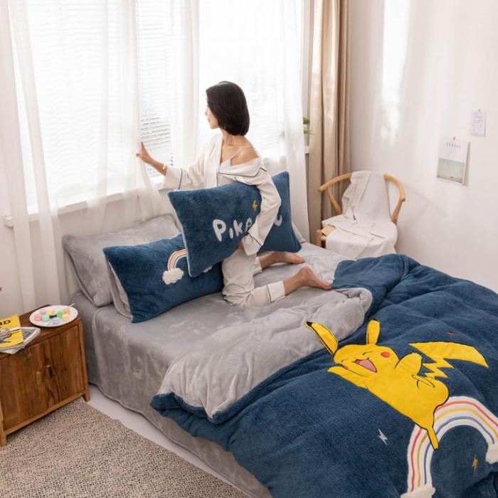 91家纺网 家纺一手货源 找家纺  朗莎家纺 2019新款羊羔绒贴布绣四件套 彩虹精灵