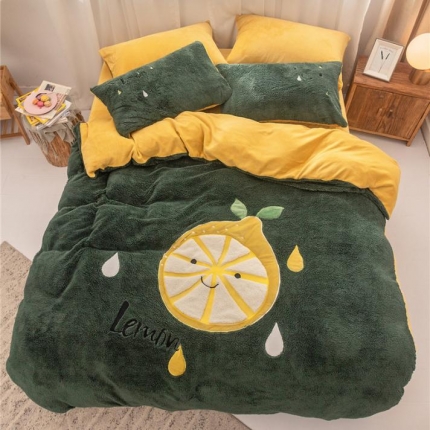 91家纺网 家纺一手货源 找家纺  朗莎家纺 2019新款羊羔绒贴布绣四件套 柠檬墨绿