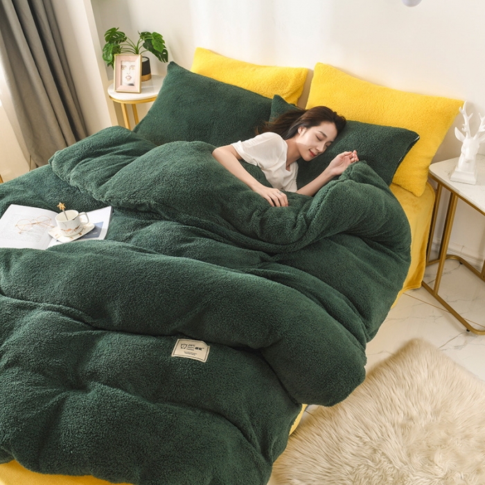 91家纺网 家纺一手货源 找家纺 朗莎家纺 2019新款加厚保暖羊羔绒四件套单品单被套床单 墨绿