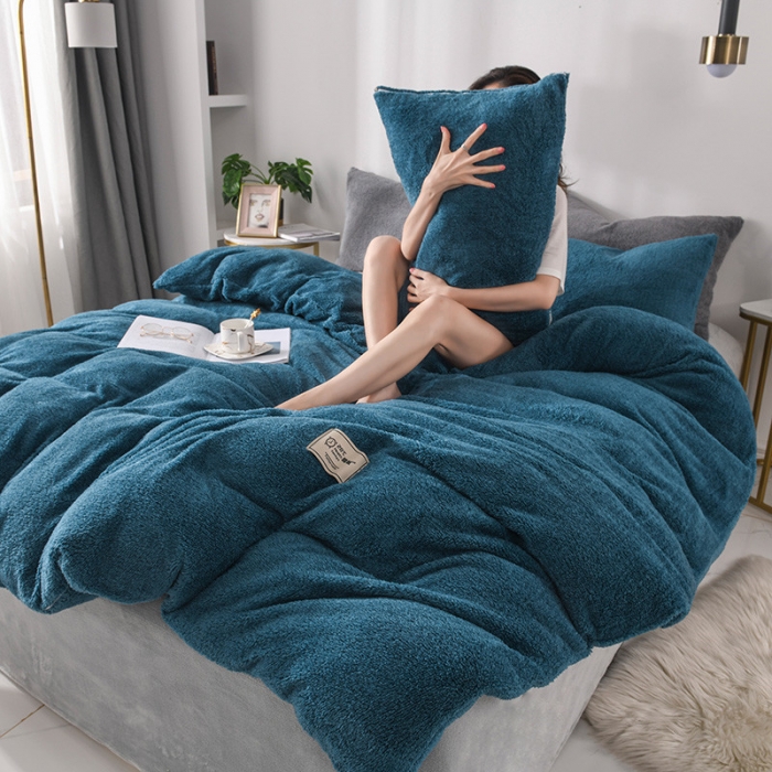 91家纺网 家纺一手货源 找家纺 朗莎家纺 2019新款加厚保暖羊羔绒四件套单品单被套床单 午夜蓝