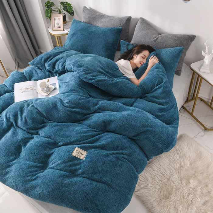 91家纺网 家纺一手货源 找家纺 朗莎家纺 2019新款加厚保暖羊羔绒四件套单品单被套床单 午夜蓝