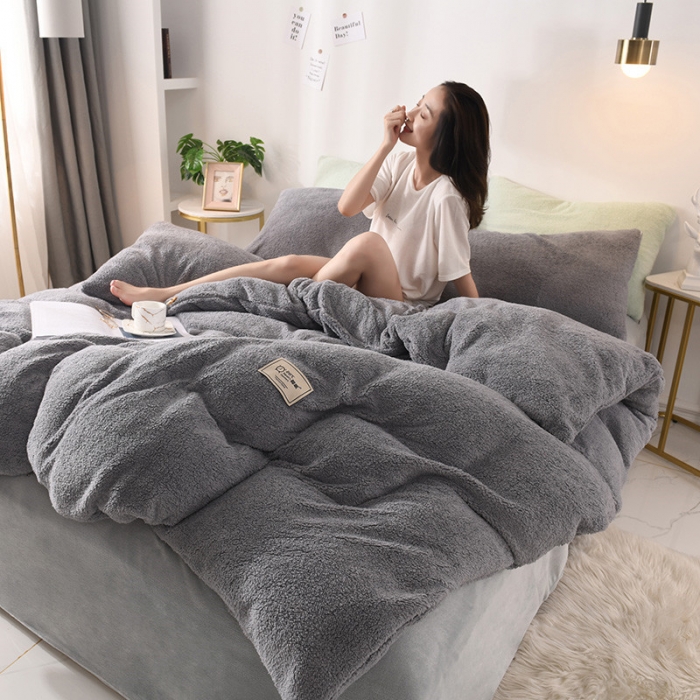 91家纺网 家纺一手货源 找家纺 朗莎家纺 2019新款加厚保暖羊羔绒四件套单品单被套床单 银灰