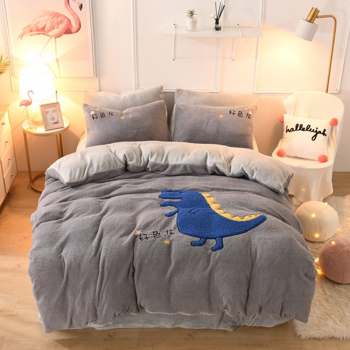 91家纺网 家纺一手货源 找家纺 朗莎家纺 2019新款大版贴布绣羊羔绒保暖四件套 好色龙银灰