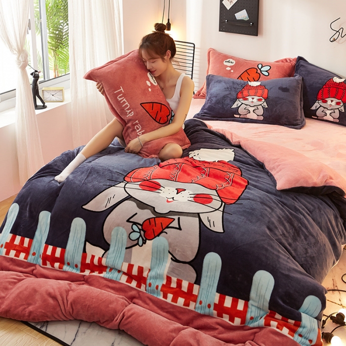 91家纺网 家纺一手货源 找家纺 KT猫直营店2024新款卡通法莱绒牛奶绒情侣四件套 小红帽