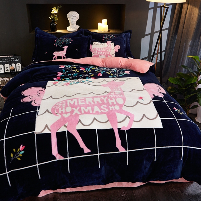 91家纺网 家纺一手货源 找家纺 KT猫直营店2024新款卡通法莱绒牛奶绒情侣四件套 高情远致 