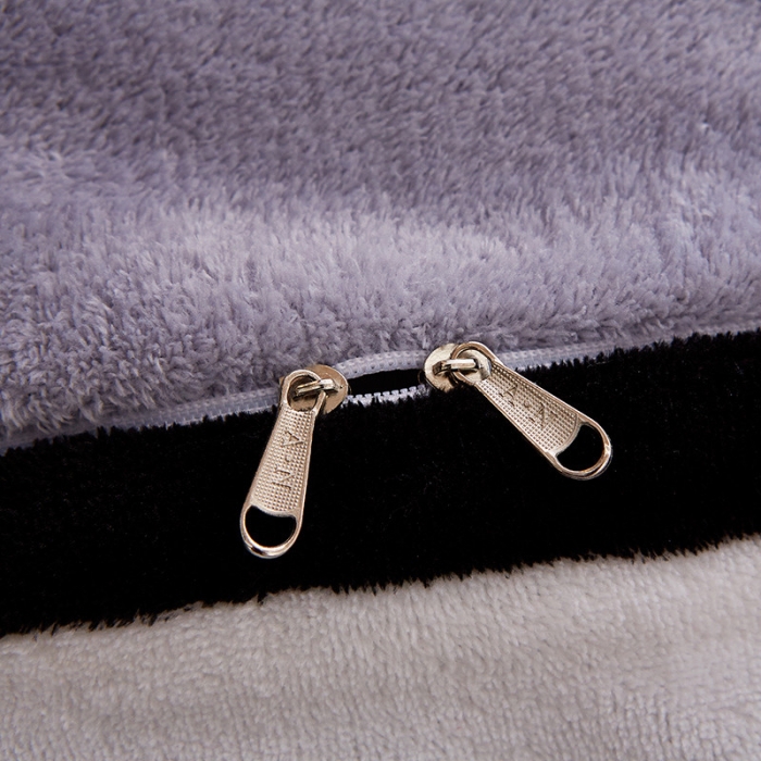 91家纺网 家纺一手货源 找家纺 KT猫直营店2024新款卡通法莱绒牛奶绒情侣四件套 黑白之吻